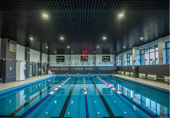 Zwembaden en sauna's in het pro-gymnasium van Telšiai "Ateities".