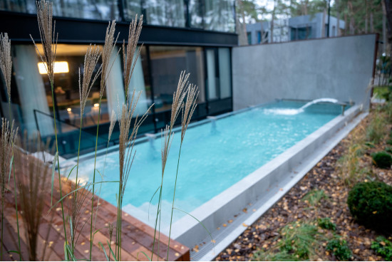 Individueel project van een sauna, buitenzwembad, gietinrichting en whirlpool - Andere projecten