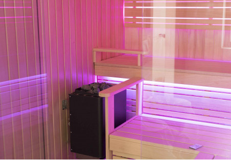 Welke apparatuur je moet kopen is een van de belangrijkste vragen bij het inrichten van een sauna.