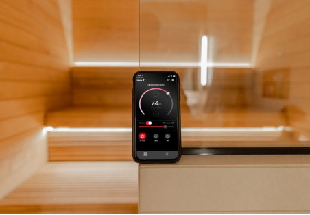 Telefoons en andere apparaten in de sauna: waarom zou je ze buiten laten?