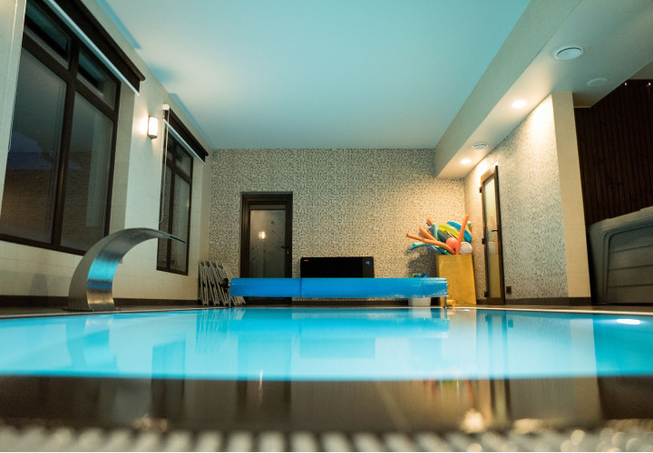 Zwembad en sauna's in de hoeve "Vila Kalniškiai"