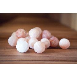 Een set Himalaya zoutballen  Een set Himalaya zoutballen