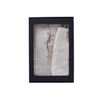 Cadeauset in geschenkdoos voor HAAR. Dames saunahoed en schort - LINNEN, geborduurd