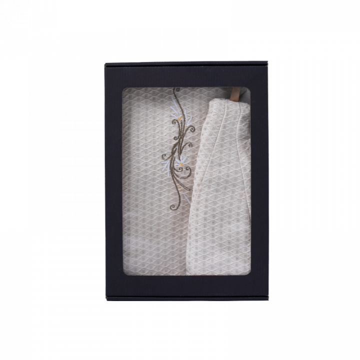 Cadeauset in geschenkdoos voor HAAR. Dames saunahoed en schort - LINNEN, geborduurd