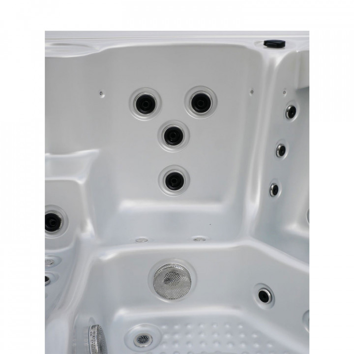 ELVIONA ALVIA buitenjacuzzi, 6 personen
