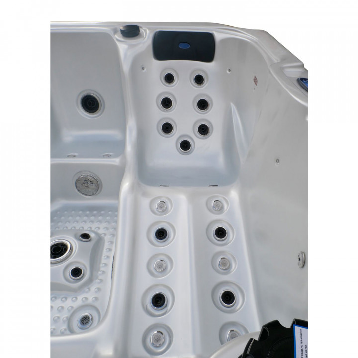 ELVIONA ALVIA buitenjacuzzi, 6 personen