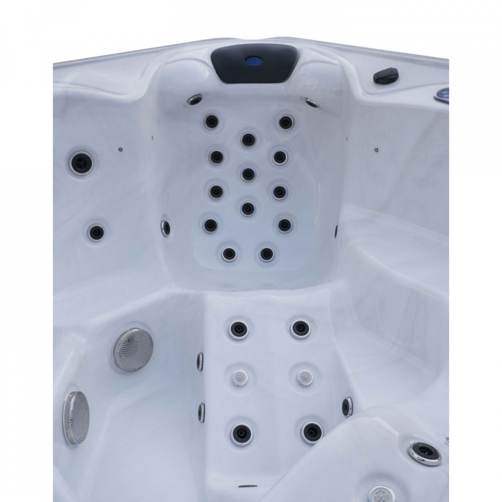 ELVIONA ELORIA buitenjacuzzi, 6 personen