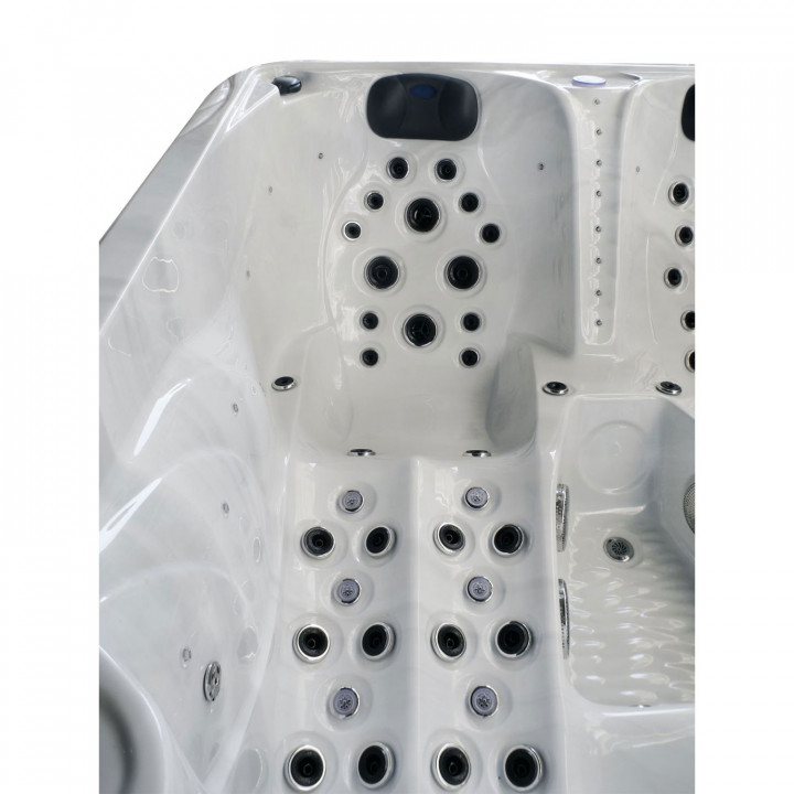 ELVIONA LUMIA buitenjacuzzi, 3 personen