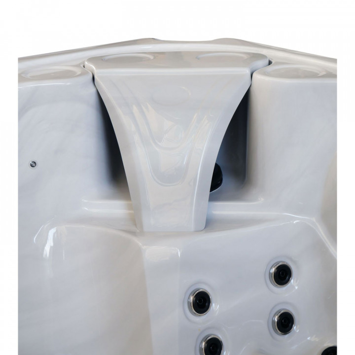 ELVIONA LUMIA buitenjacuzzi, 3 personen