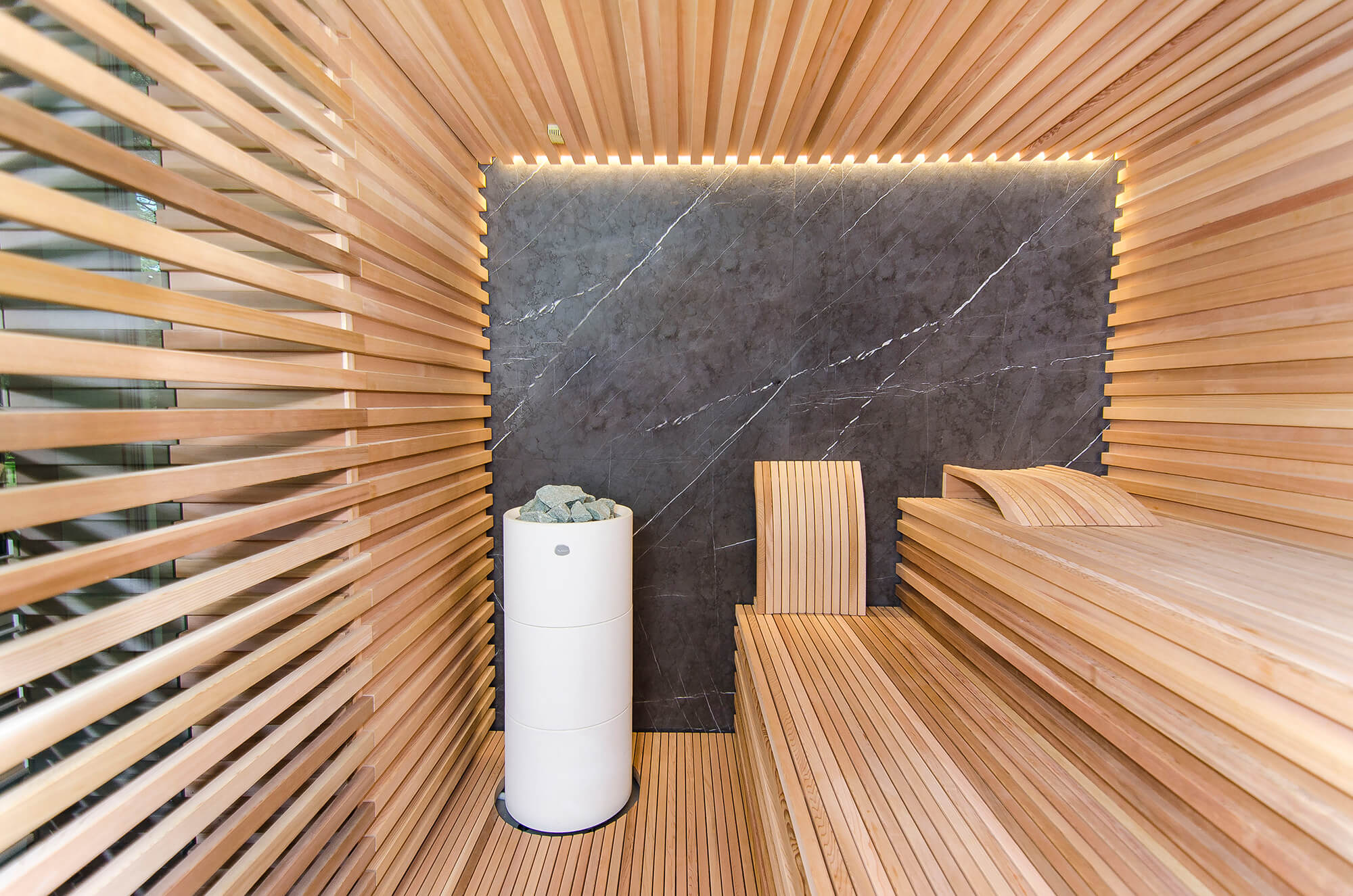 Moderne sauna met stoomfunctie
